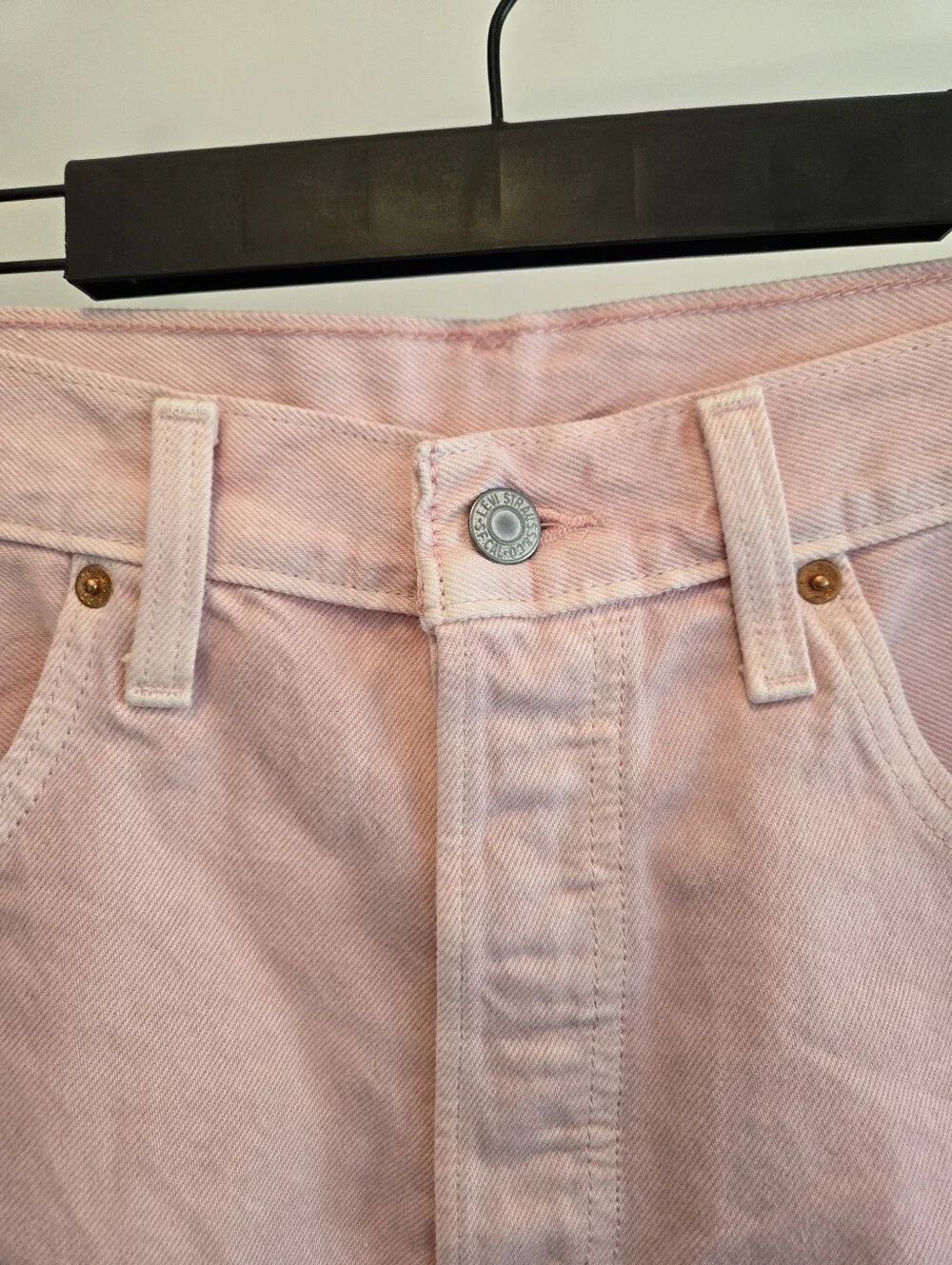 Levi's 501 Peach Pink Denim Jean Cutoff Shorts Women W33  High Rise  Frayed Hem